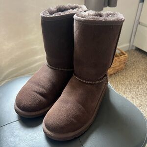 Brown Uggs